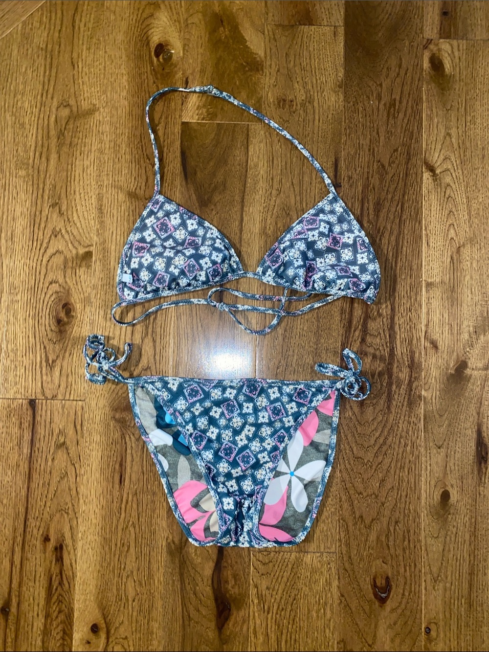 Women’s Nautical Beach size Large reversible bikini.